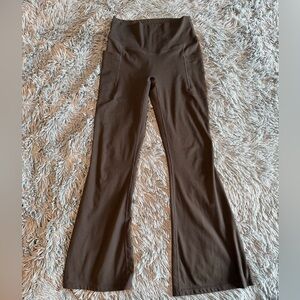 POPFLEX Supersculpt™ Flared Legging with Pockets - Black